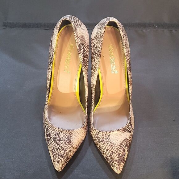 BRAND NEW SHOEDAZZLE ANIMAL PRINT POINTED TOE SLIP-ON HIGH HEEL PUMP - Picture 2 of 14